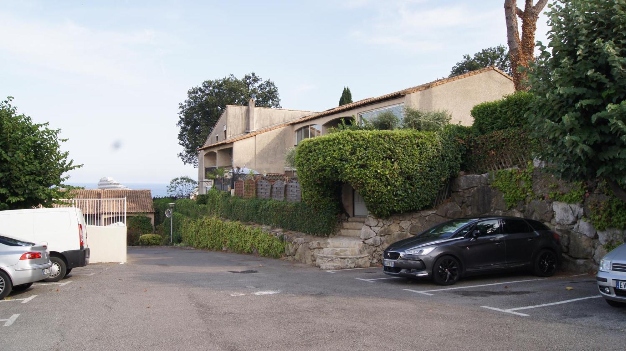 Charmant 2P Au Calme, Jardin, Piscine, Vue Panoramique Et Stationnement Villeneuve-Loubet Exterior foto